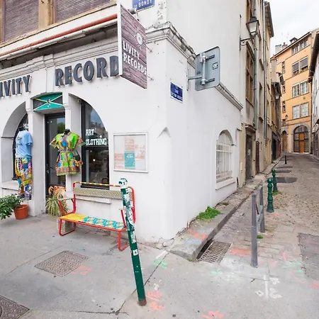 Honore Saint Paul Daire