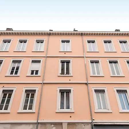 Lägenhet Guestready - Bright And Cosy Loft Near Part Dieu Metro *