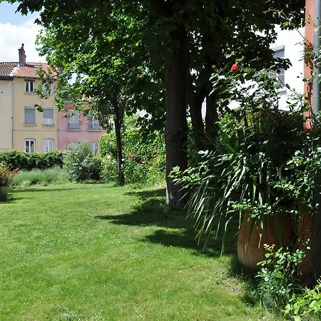 Le Jardin De Beauvoir Bed & Breakfast *