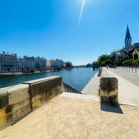 Le Jardin Croix Roussien Apartamento *