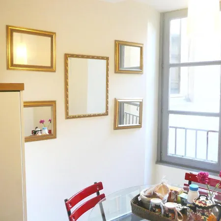 La Maison Debourg Apartment