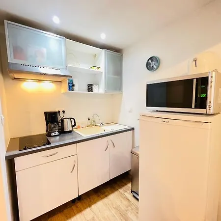 Le Jardin Croix Roussien Apartamento Lyon