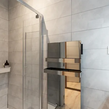 Apartamento Le Notre Dame - Petit Cocon Dans 6eme Lyon