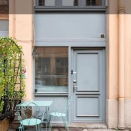 Duplex Atypique Loft 6 Апартаменты *