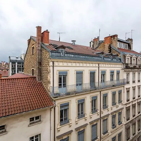 Appartmnt T2 Quai De Saone 公寓 *