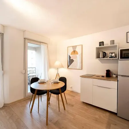 Daire Part-dieu Cocoon - Quiet - Balcony Ail
