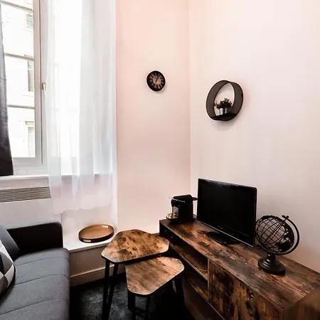 Duplex On The Slopes Of Croix-rousse Ail Apartment *