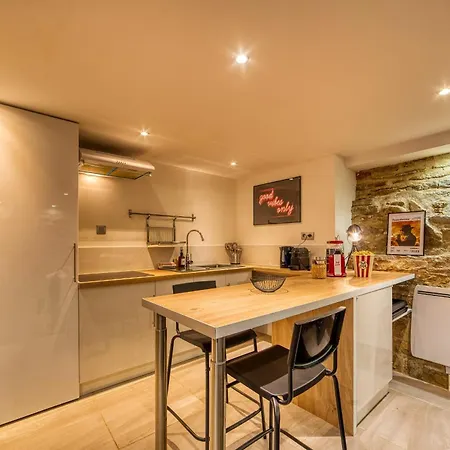 Cinema Room-experience Unique A Appartement