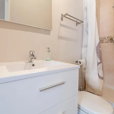Guestready - Proche Du Metro Apartment