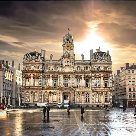 Le Secret, Climatise, Place Des Terreaux-lyon 1er Lione