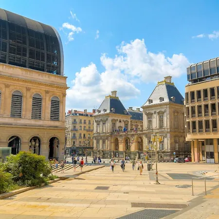 Appartement Atypique Et Cosy De Et Quais Du Rhone Lyon