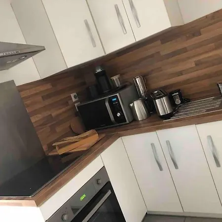 Un Balcon A Monplaisir- 4 Lits -garage - 47m2 Lägenhet *