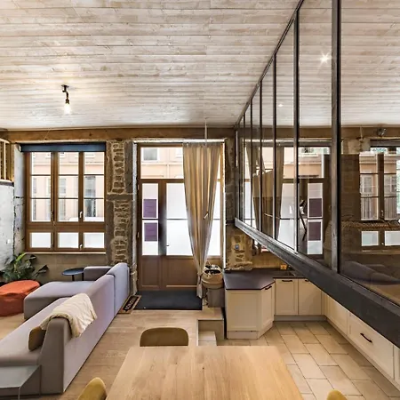 Le Duplex Des Pentes Ail Лион