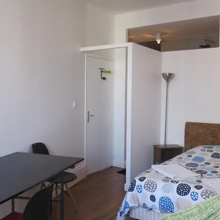 Bel De 70m2 Avec 2 Salles De Bains *