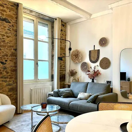 Smartstay Nid Douillet - Massena Apartment