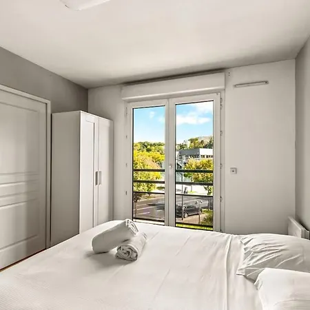 T2 Paisible Vaise, Avec Parking Metro Direct Bellecour Apartment
