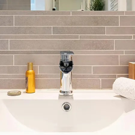 Апартаменты Loft De Charme Proche Hotel-de-ville - 1er *