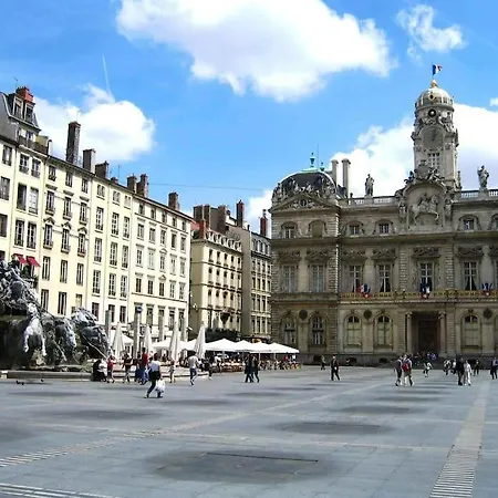 Loft De Charme Proche Hotel-de-ville - 1er Апартаменты