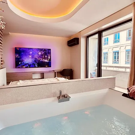 Blossom Suite-hyper Centre Jacuzzi Balcon Clim * 里昂