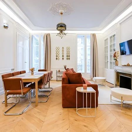 Elegance Отель типа 