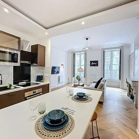 My Victor Hugo 1 Appartement *