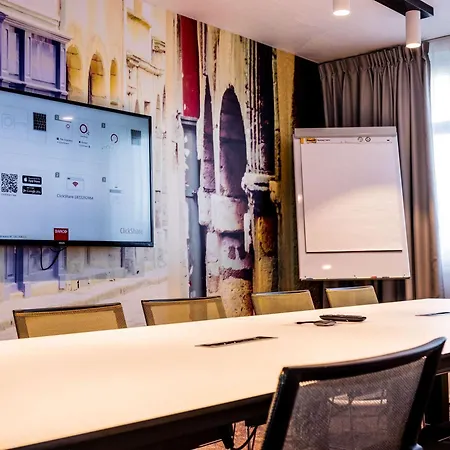 Novotel Lyon Eurexpo 4*