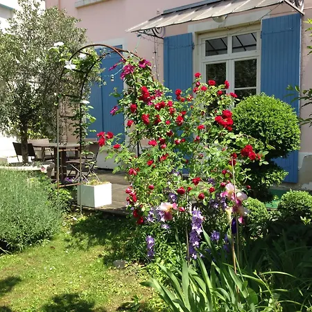 Un Jardin En - Parking Gratuit 里昂