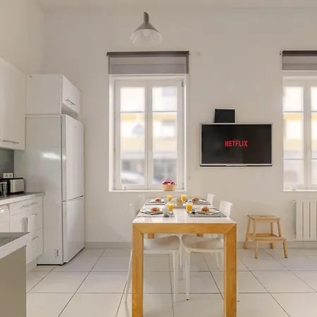 Charmand Et Cosy Avec Emplacement Ideal