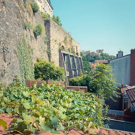 Avec Terrasse Lägenhet *