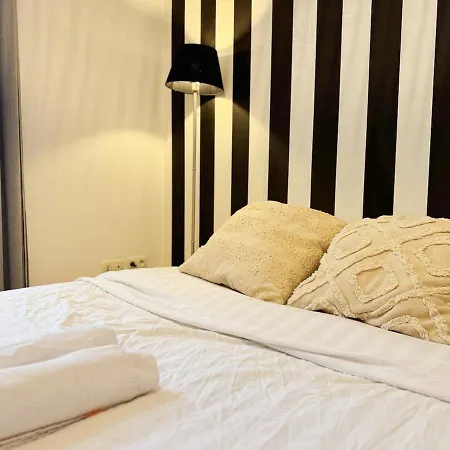 Axelle - Check In H24 - Wifi * Lyon