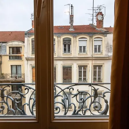 Le Vauban - Close To Downtown Parc Tete D 'or *
