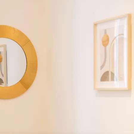 Opera 6 - Lovely - De Apartamento Lyon