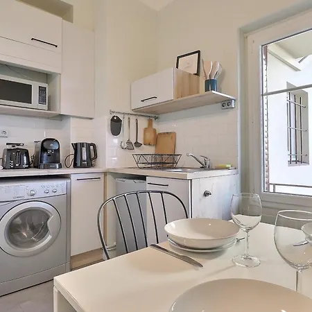 Modern And Cozy In The Heart Of Perrache Апартаменты