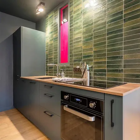 Garet - Furnished Apartment - Downtown Lyon Apartment *