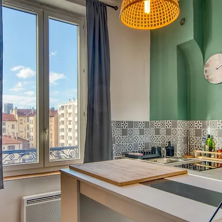 Apartamento Le Claudius - Proche Tram T3 Et Gare Part Dieu 20 Min