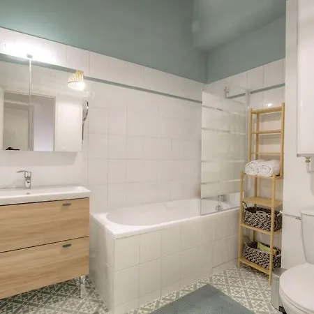 Loft Avec Mezzanine Au Coeur Du 3eme, Apartamento *