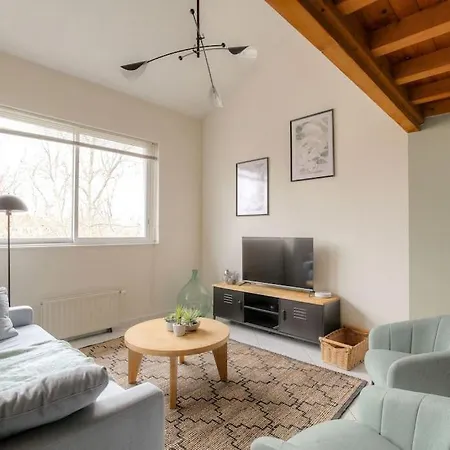 Apartamento Loft Avec Mezzanine Au Coeur Du 3eme, Lyon