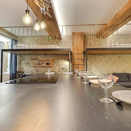 Le Blandan Spacious And Cozy - 1st