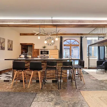 Le Blandan Spacious And Cozy - 1st Lyon
