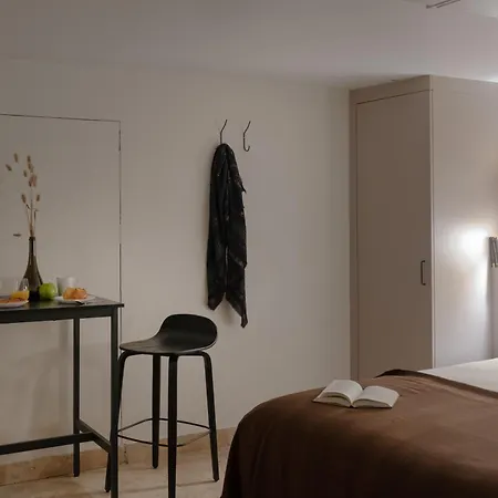 Mihotel Le Gourguillon 2*