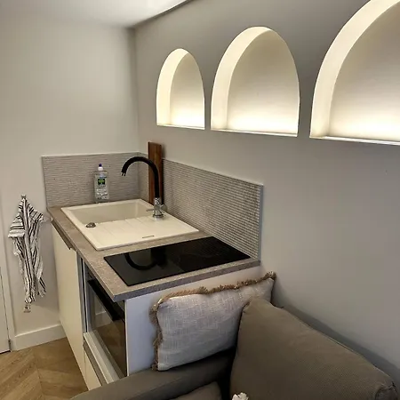 Le Nid Suspendu Apartment *