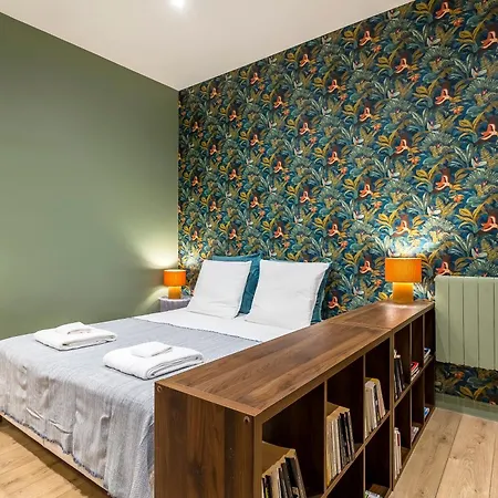 Апартаменты Childebert - Furnished - Downtown