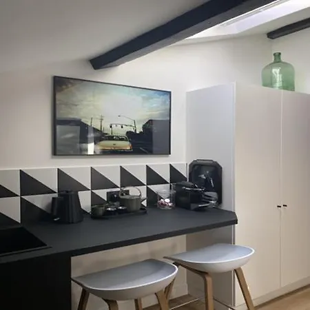 Bed & Breakfast Confort Et Raffinement Au Coeur Du 6eme