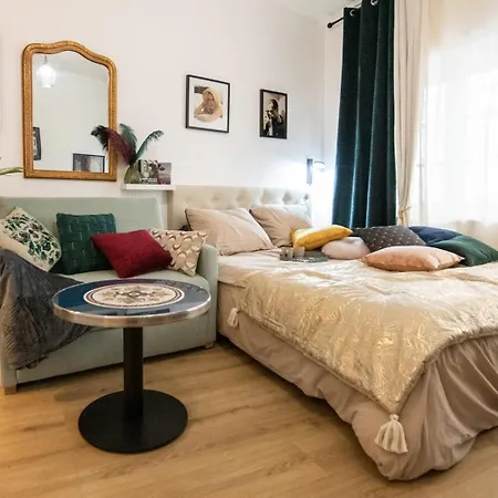 Апартаменты Le Gatsby Superbe Cocon Cosy Proche Place *