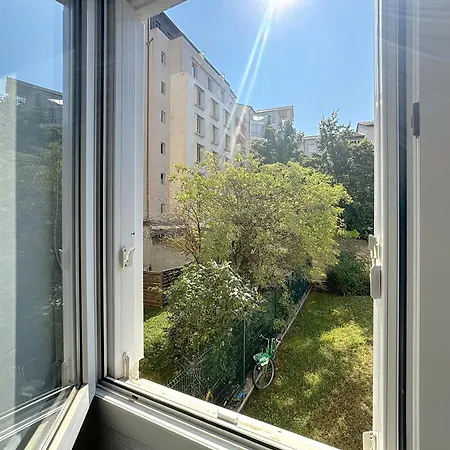 Meuble A Centre Апартаменты *