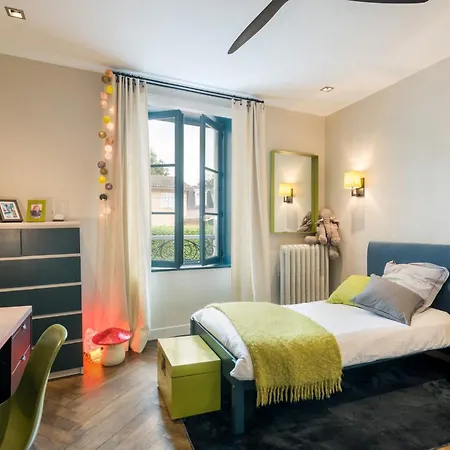 Le Cedre Du Liban -urban Chic House In The