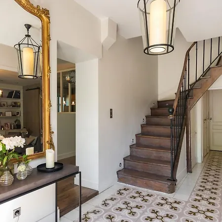 Le Cedre Du Liban -urban Chic House In The *
