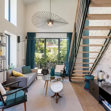 Le Cedre Du Liban -urban Chic House In The Lyon