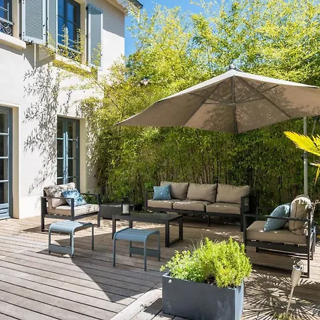 Villa Le Cedre Du Liban -urban Chic House In The *