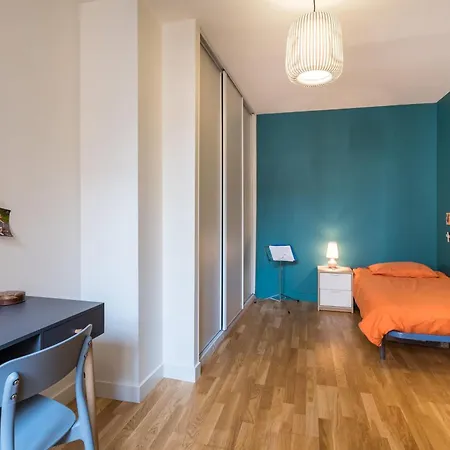 - Renovated Floor Lyon